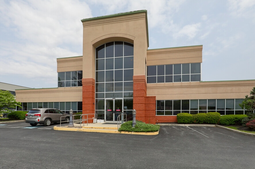 More Photos Of 1991 State Hill Rd, Wyomissing Medical For Lease