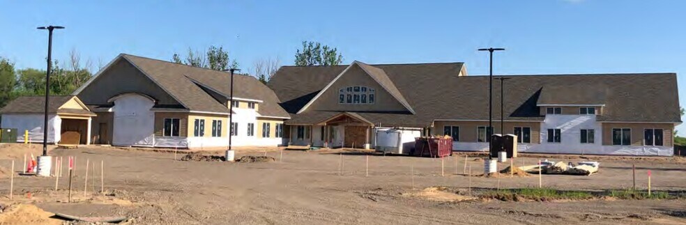 Primary Photo Of 10729 Town Square Dr NE, Blaine Medical For Lease