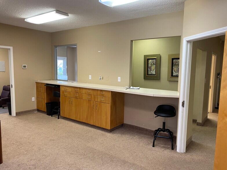More Photos Of 1018 Lee Ann Dr, Concord Office For Sale