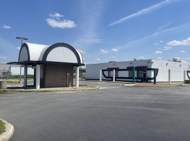 More Photos Of 12 E Bancroft St, Toledo Unknown For Lease