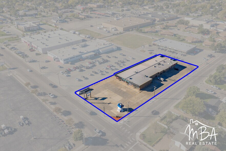 More Photos Of 1213 Fleming St, Garden City General Retail For Sale