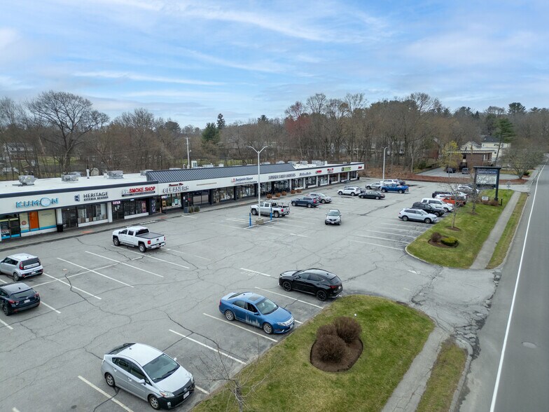 More Photos Of 7 Summer St, Chelmsford Freestanding For Lease
