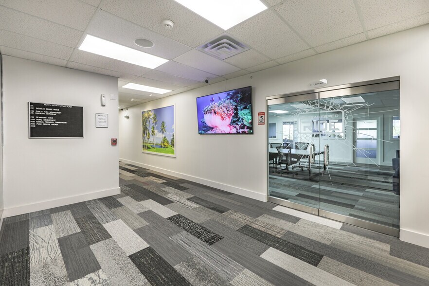 More Photos Of 3434 Hancock Bridge Pky, North Fort Myers Office For Lease
