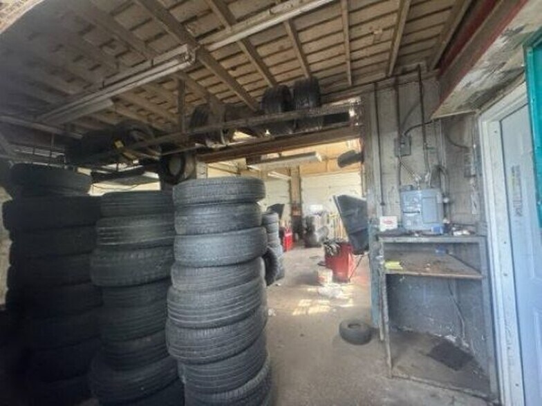 More Photos Of 130 Melmore St, Tiffin Auto Repair For Sale