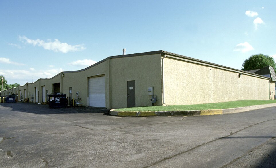 More Photos Of 210 Carter Dr, West Chester Flex For Lease