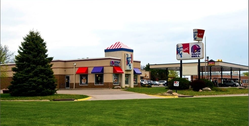 Primary Photo Of 10 Plaza Dr, Clear Lake Fast Food For Lease