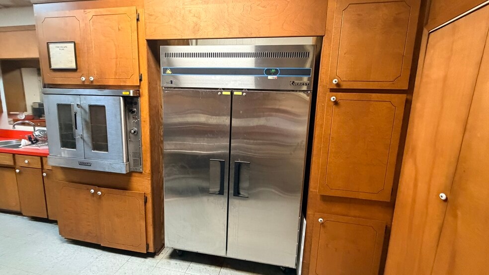 More Photos Of 801 W Franklin Blvd, Gastonia Religious Facility For Sale