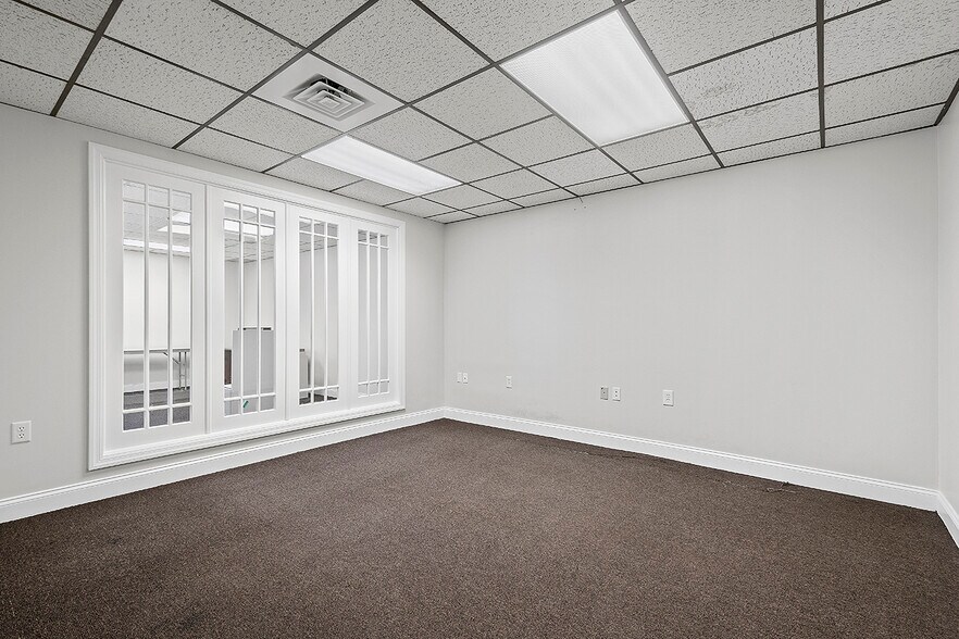 More Photos Of 3578 Brodhead Rd, Monaca Unknown For Lease