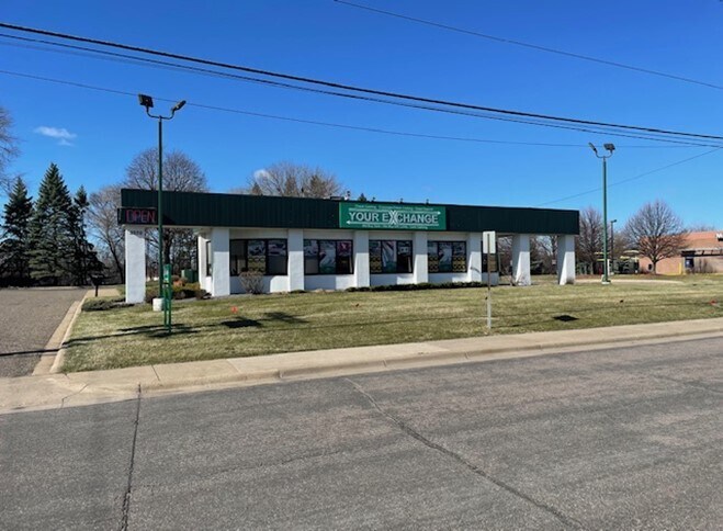 More Photos Of 3070 Coon Rapids Blvd NW, Coon Rapids Bank For Sale