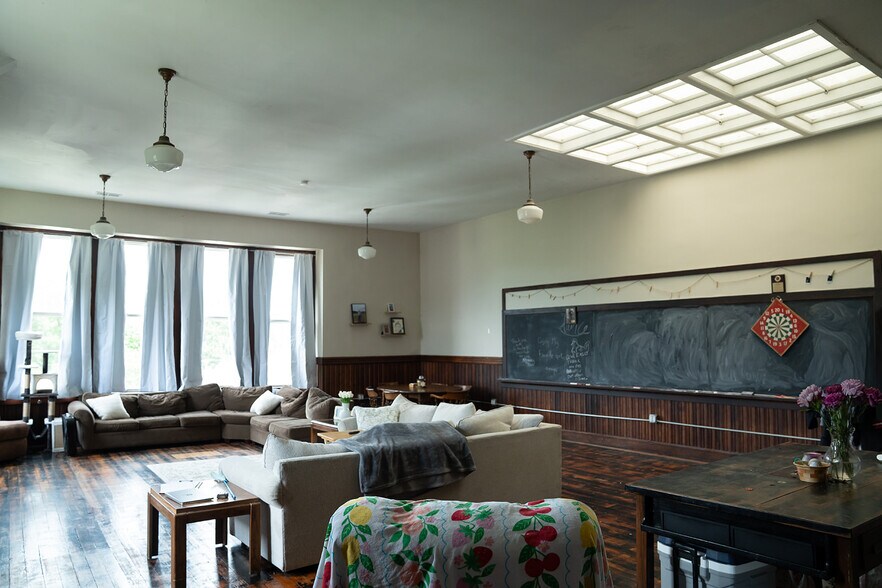 More Photos Of 9 High St, Hoosick Falls Apartments For Sale