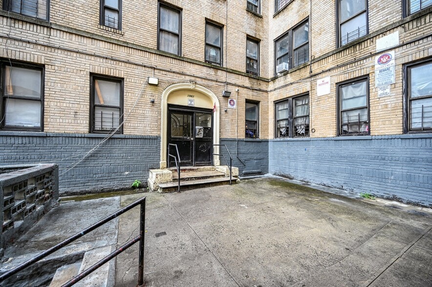 More Photos Of 1967-1971 Marmion Ave, Bronx Apartments For Sale