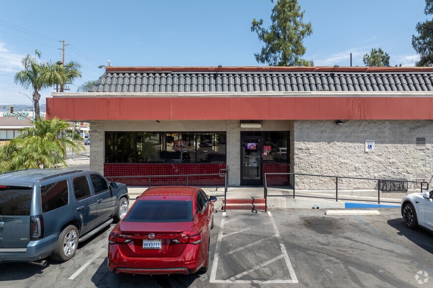 More Photos Of 1605 E Highland Ave, San Bernardino Fast Food For Sale