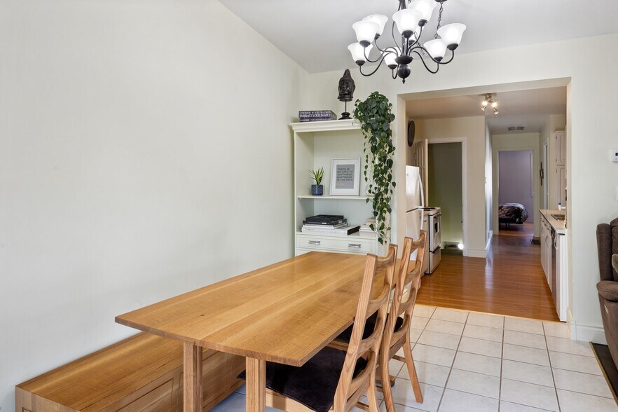 More Photos Of 4165 Tecumseh Rd E, Windsor General Retail For Sale