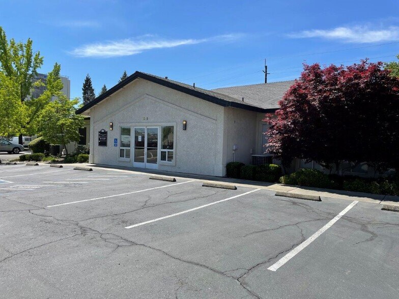 More Photos Of 1640 Tehama St, Redding Office For Lease