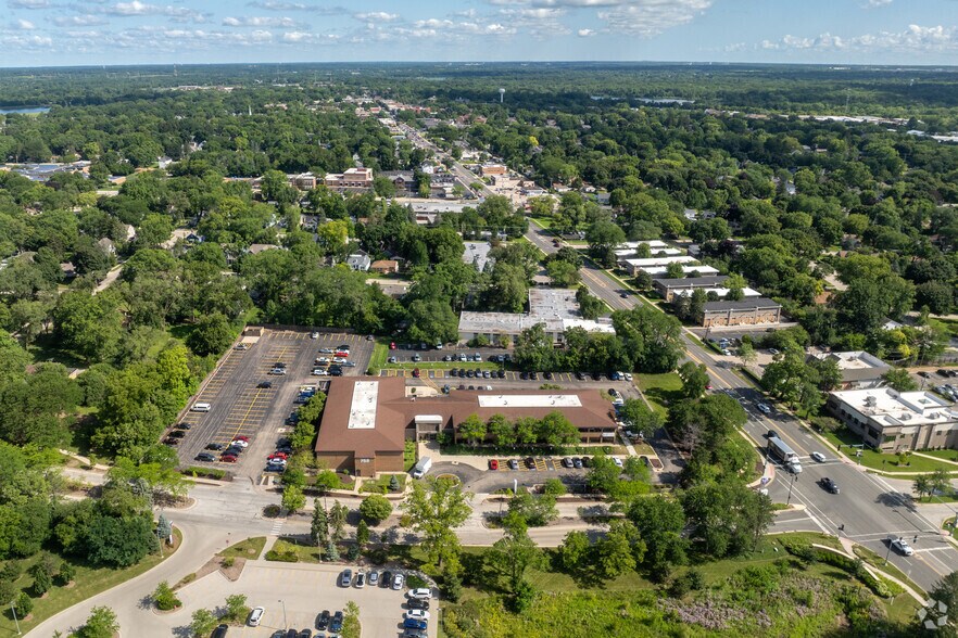 More Photos Of 755 S Milwaukee Ave, Libertyville Medical For Lease