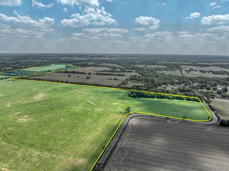 More Photos Of 606.51 Acres, Sherman Land For Sale