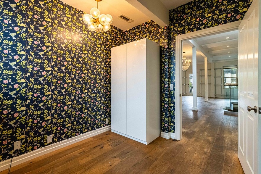 More Photos Of 1932-1938 Union St, San Francisco Storefront Retail Office For Lease