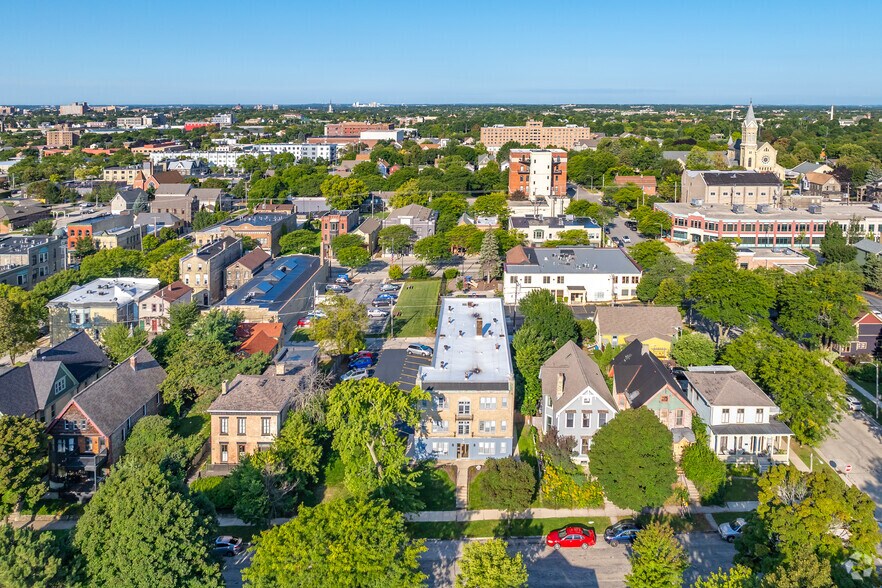 More Photos Of 1835 N 2nd St, Milwaukee Apartments For Sale