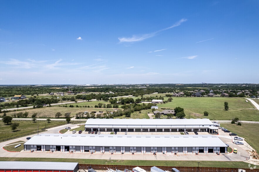 More Photos Of 2126 Hamilton Rd, Argyle Light Distribution For Lease