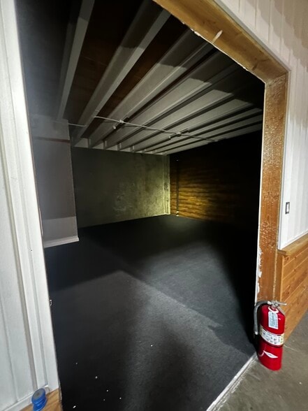 More Photos Of 222 Dore St, San Francisco Warehouse For Lease