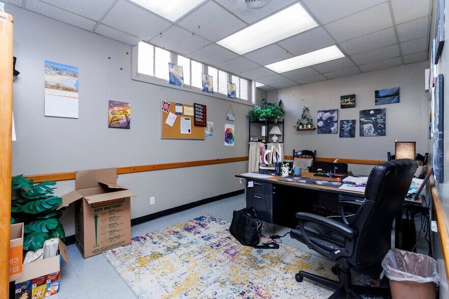 More Photos Of 1131 Broadway St, Buffalo Office For Sale