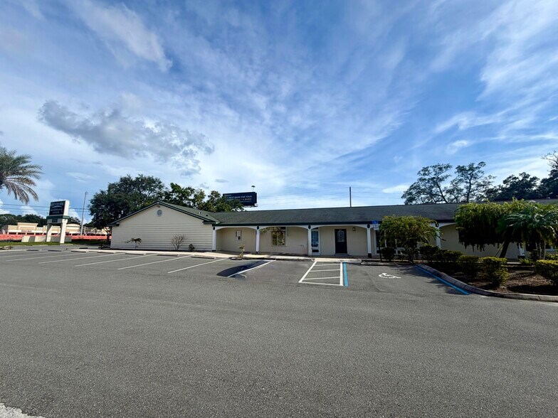 Primary Photo Of 28960 US Highway 19 N, Clearwater Medical For Sale