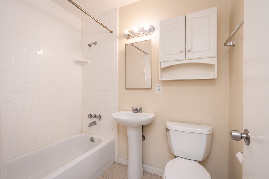 More Photos Of 3640-3646 Pioneer Trail, South Lake Tahoe Apartments For Sale