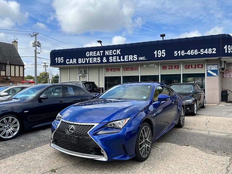 More Photos Of 195 Northern Blvd, Great Neck Auto Dealership For Lease