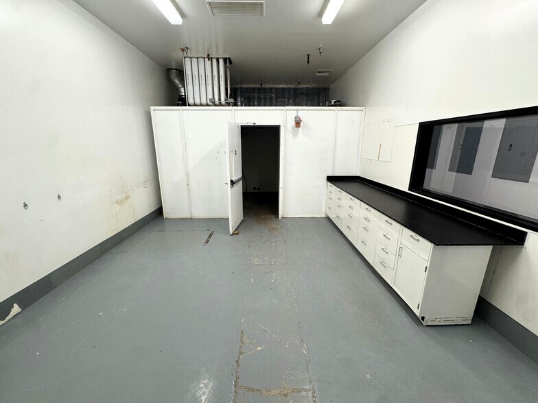 More Photos Of 3585 N Del Sol, Palm Springs Unknown For Lease