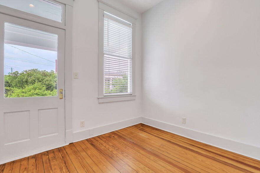 More Photos Of 420 E Bolton St, Savannah Apartments For Sale