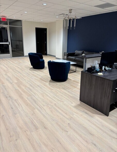 More Photos Of 109 S Warren St, Syracuse Office Residential For Lease