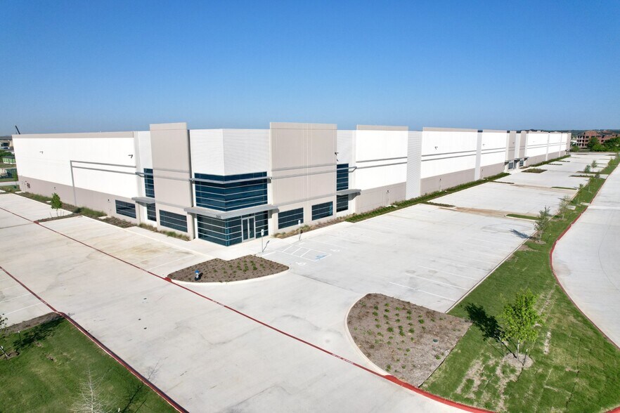 Primary Photo Of 2633 Goodwin Ln, New Braunfels Unknown For Lease