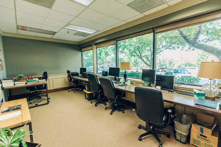 More Photos Of 8880 SW Nimbus Ave, Beaverton Medical For Lease