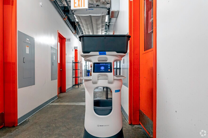 More Photos Of 1900 NE Miami Ct, Miami Office For Lease