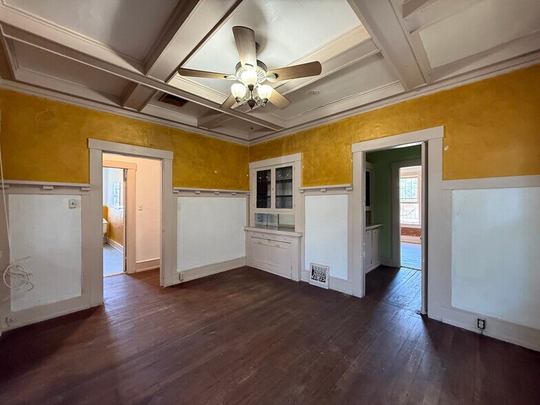 More Photos Of 1314 Magoffin Ave, El Paso Office Residential For Sale