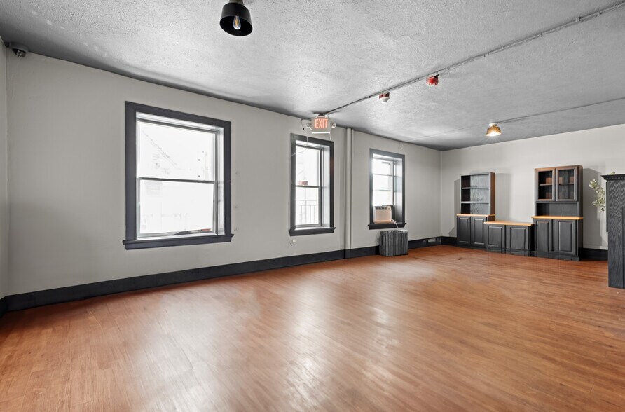 More Photos Of 224 S Howard St, Spokane Apartments For Sale