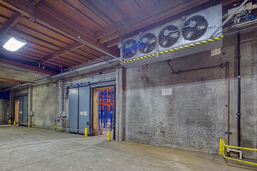 More Photos Of 3100 52nd Ave, Sacramento Refrigeration Cold Storage For Sale