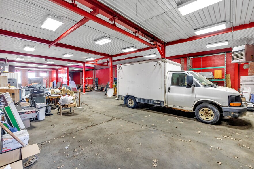 More Photos Of 2032 W 105th St, Cleveland Warehouse For Sale