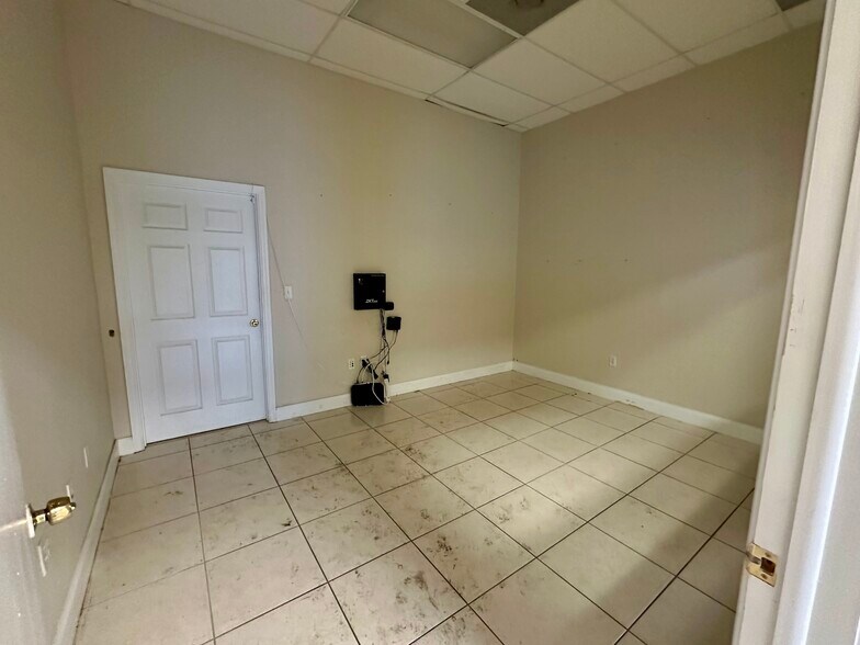 More Photos Of 73 SW 12th Ave, Dania Beach Warehouse For Lease