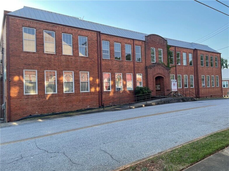 Primary Photo Of 201 N College St, Walhalla Specialty For Sale