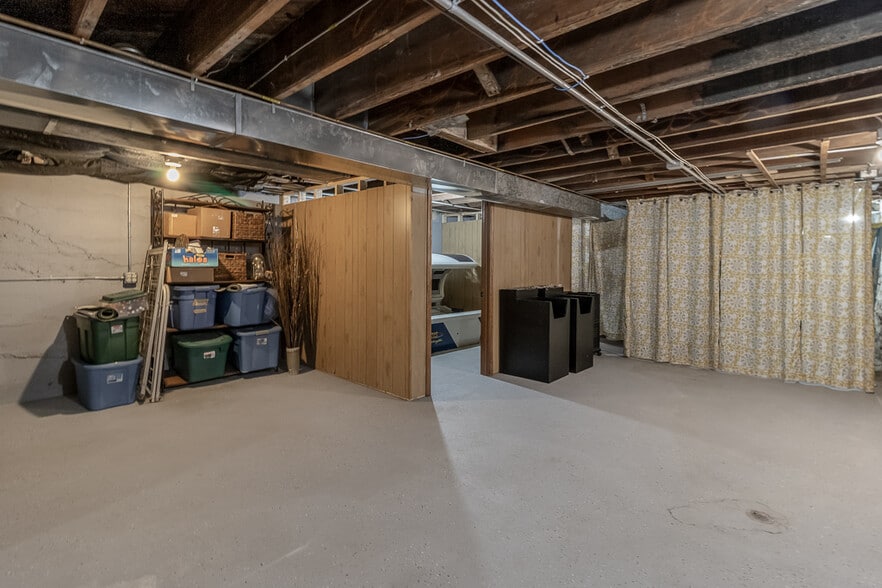 More Photos Of 25 S Park Ave, Le Center General Retail For Sale