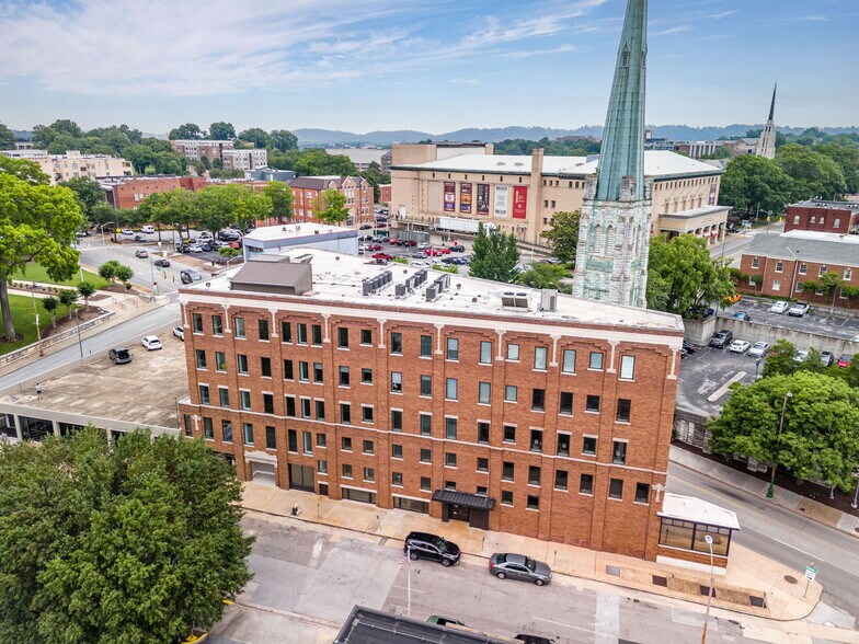More Photos Of 707 Georgia Ave, Chattanooga Flex For Sale
