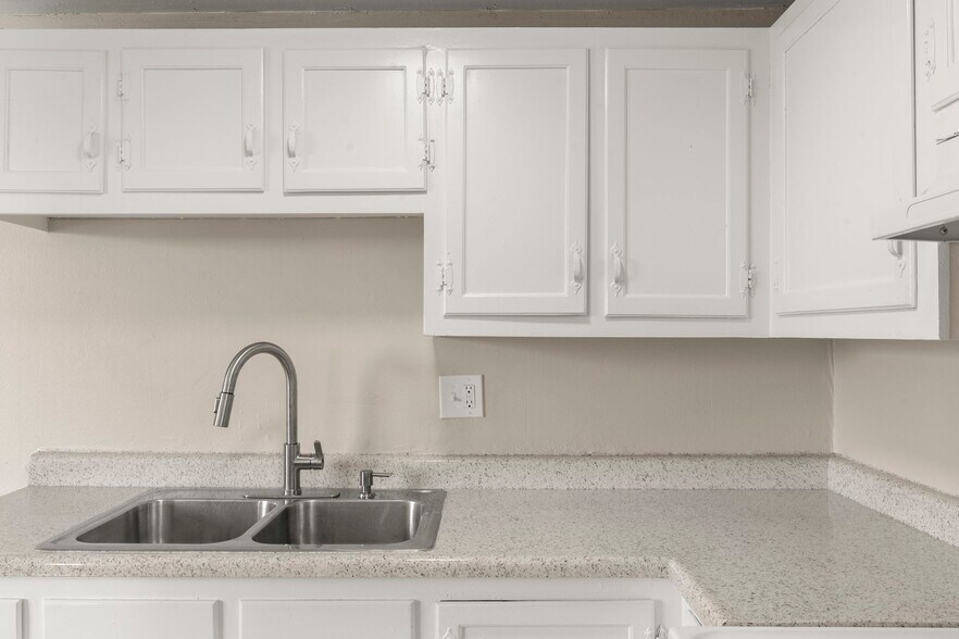 More Photos Of 2781-2831 Eliot Cir, Westminster Apartments For Sale