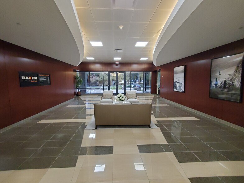 More Photos Of 16676 Northchase Dr, Houston Office For Lease