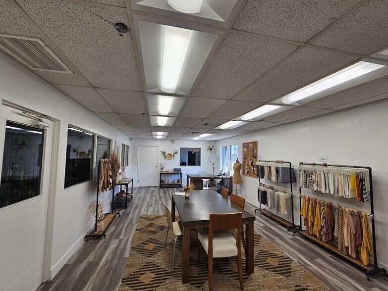 More Photos Of 1615 McGarry St, Los Angeles Warehouse For Lease