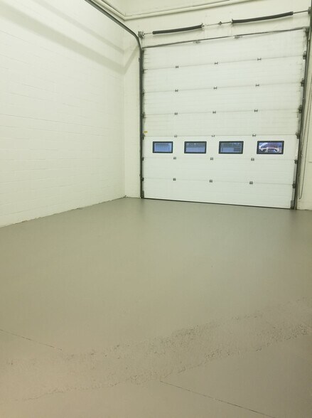 More Photos Of 11402-11408 100 St, Grande Prairie Storefront Retail Office For Lease