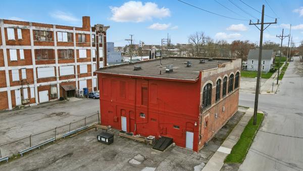 More Photos Of 516-518 N Main St, Lima Storefront Retail Residential For Sale