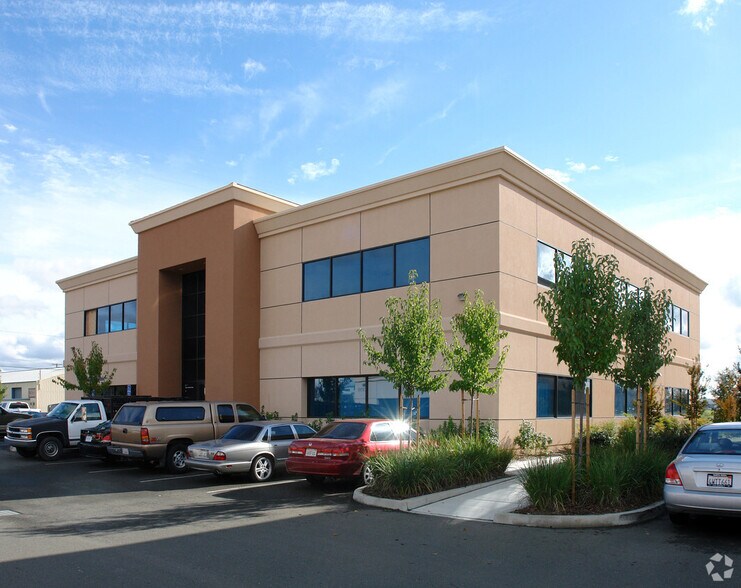 More Photos Of 3775 Brickway Blvd, Santa Rosa Medical For Sale