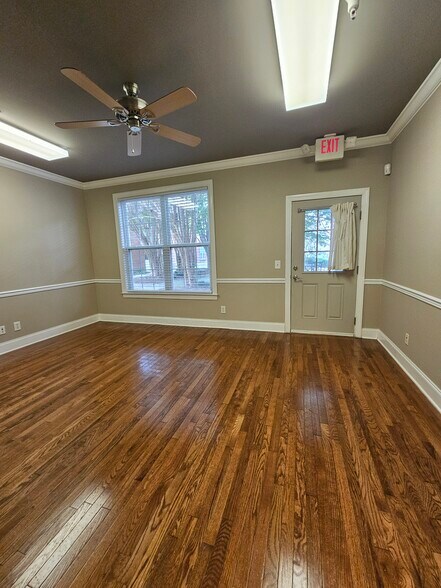More Photos Of 321 Billingsly Ct, Franklin Loft Creative Space For Lease