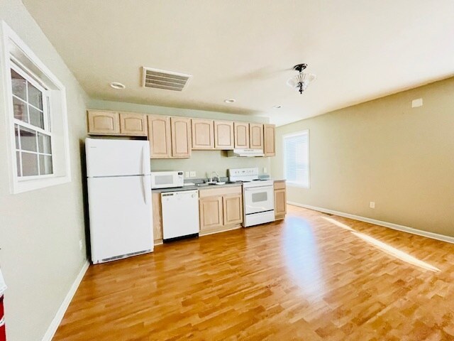 More Photos Of 475 Western Dr, Sikeston Flex For Sale
